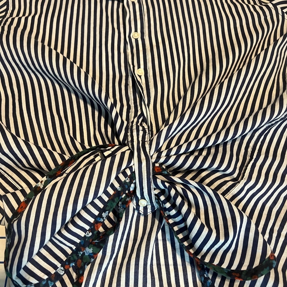 ANTHROPOLOGY HOLDING HORSES BUTTON UP LONG SLEEVE TOP SZ SM CONVERTS TO TIE - Picture 8 of 10
